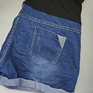 Maternity shorts